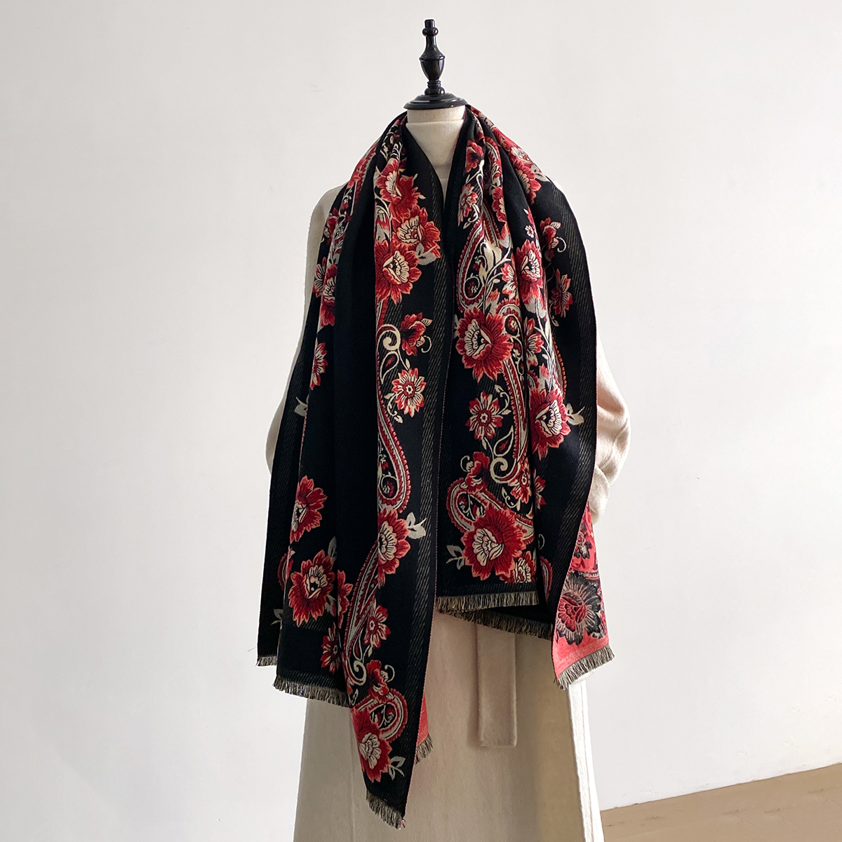 2025 Winter Luxury Imitation C - Woven Scarf Blanket review and price
